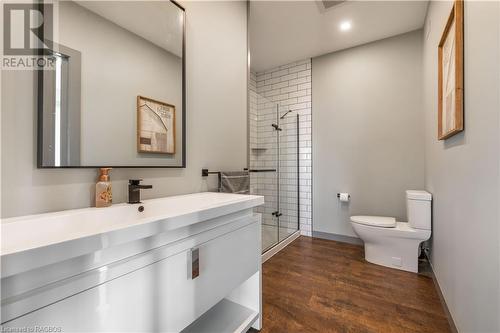 359801 Bayshore Road, Annan, ON - Indoor Photo Showing Bathroom