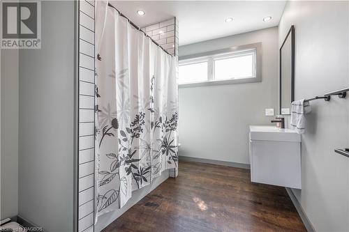 359801 Bayshore Road, Annan, ON - Indoor Photo Showing Bathroom
