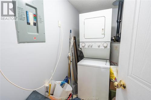 3000 Sandwich Street Unit# 108, Windsor, ON - Indoor Photo Showing Laundry Room