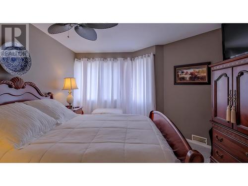3153 Paris Street Unit# 152, Penticton, BC - Indoor Photo Showing Bedroom