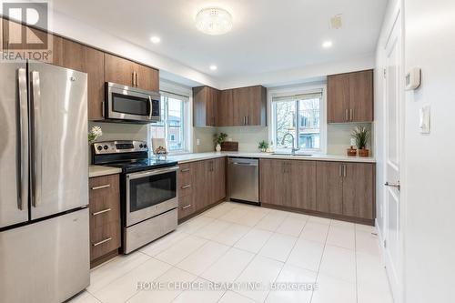 #2 -122 Courtland Ave E, Kitchener, ON - Indoor Photo Showing Kitchen With Stainless Steel Kitchen
