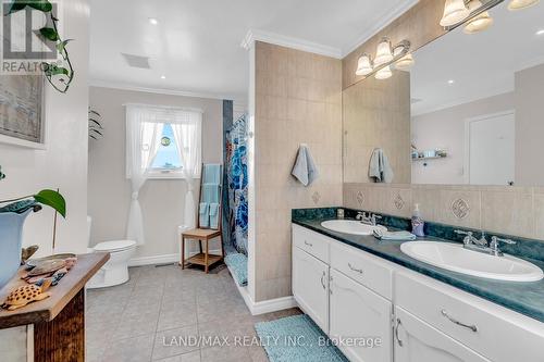 516236 County Rd 124 Road, Melancthon, ON - Indoor Photo Showing Bathroom