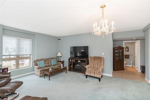 56 Kerman Avenue|Unit #210, Grimsby, ON - Indoor Photo Showing Living Room