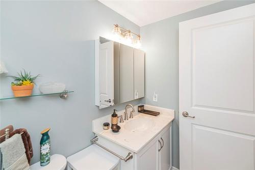 56 Kerman Avenue|Unit #210, Grimsby, ON - Indoor Photo Showing Bathroom