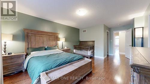 213 Wisteria Way, Oakville, ON - Indoor Photo Showing Bedroom