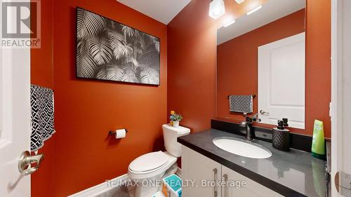 213 Wisteria Way, Oakville, ON - Indoor Photo Showing Bathroom