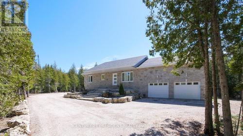 114 Pike Street, Northern Bruce Peninsula, ON - Outdoor