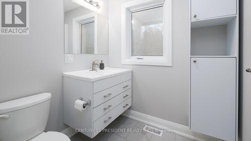 114 Pike Street, Northern Bruce Peninsula, ON - Indoor Photo Showing Bathroom