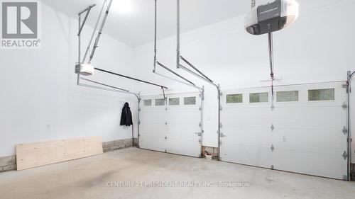 114 Pike Street, Northern Bruce Peninsula, ON - Indoor Photo Showing Garage