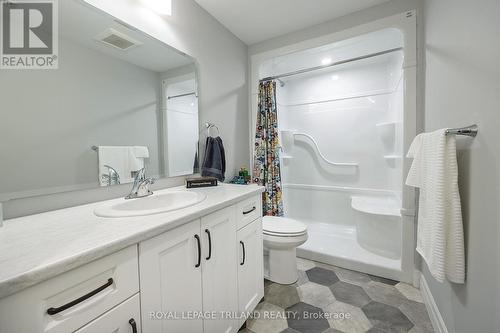 73 Renaissance Drive, St. Thomas, ON - Indoor Photo Showing Bathroom