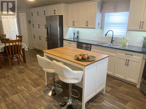 #55 -22790 Amiens Rd, Middlesex Centre, ON - Indoor Photo Showing Kitchen With Double Sink