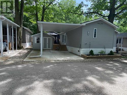 Carport - 55 - 22790 Amiens Road, Middlesex Centre (Komoka), ON - Outdoor