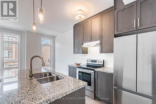 #33 -270 Melvin Ave, Hamilton, ON - Indoor Photo Showing Kitchen With Stainless Steel Kitchen With Double Sink With Upgraded Kitchen