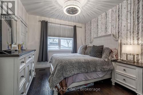 20 Smith Drive, Havelock-Belmont-Methuen, ON - Indoor Photo Showing Bedroom