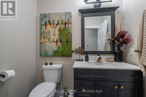 20 Smith Drive, Havelock-Belmont-Methuen, ON - Indoor Photo Showing Bathroom
