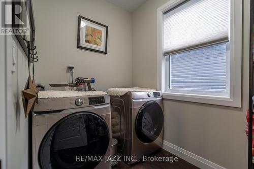 20 Smith Drive, Havelock-Belmont-Methuen, ON - Indoor Photo Showing Laundry Room