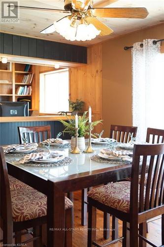 51 Sugarbush Tr, Kawartha Lakes, ON - Indoor Photo Showing Dining Room