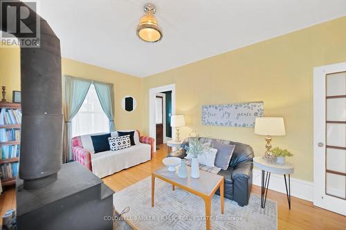 50 Toronto Street, Cramahe, ON - Indoor Photo Showing Living Room