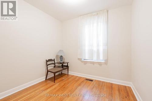 1516 Lawrence Ave W, Toronto, ON - Indoor Photo Showing Other Room