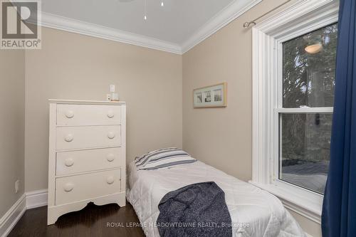 77 Guelph St, Halton Hills, ON - Indoor Photo Showing Bedroom