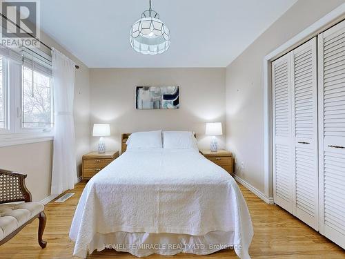 86 Coral Gable Dr, Toronto, ON - Indoor Photo Showing Bedroom