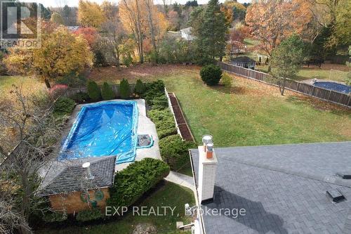 1638 Chester Dr, Caledon, ON - Outdoor With In Ground Pool With Backyard