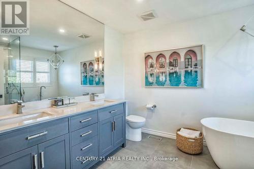 63 Mallard Marsh Cres, Richmond Hill, ON - Indoor Photo Showing Bathroom
