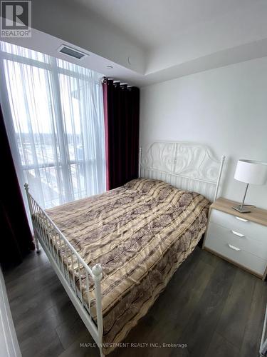#1521 -9471 Yonge St, Richmond Hill, ON - Indoor Photo Showing Bedroom