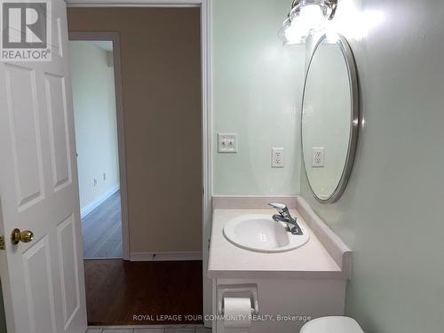 #321 -39 Oneida Cres, Richmond Hill, ON - Indoor Photo Showing Bathroom