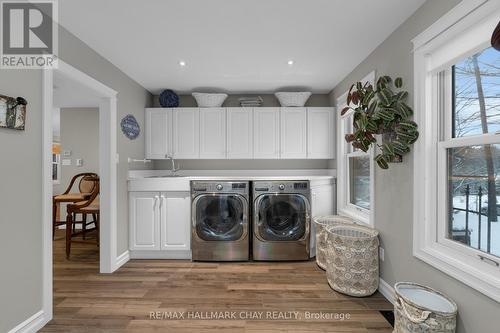 9 Bridle Path, Oro-Medonte, ON - Indoor Photo Showing Laundry Room