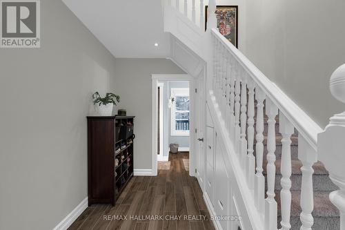 9 Bridle Path, Oro-Medonte, ON - Indoor Photo Showing Other Room