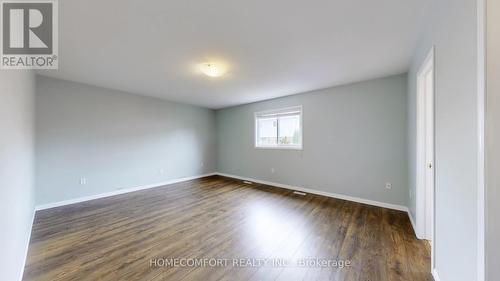 15 Orleans Avenue, Barrie, ON - Indoor Photo Showing Other Room