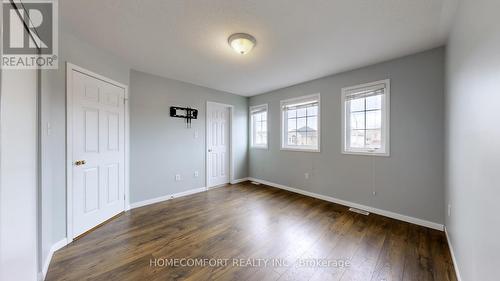 15 Orleans Ave, Barrie, ON - Indoor Photo Showing Other Room