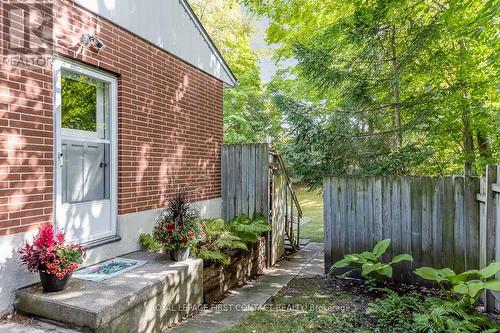 27 Shirley Avenue, Barrie, ON - Outdoor