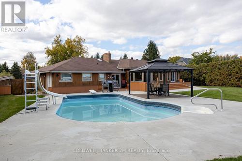 359 Aldred Dr, Scugog, ON - Outdoor With In Ground Pool