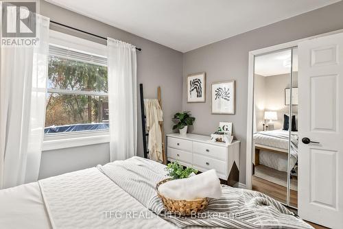 20 Hillcrest Lane, Clarington, ON - Indoor Photo Showing Bedroom