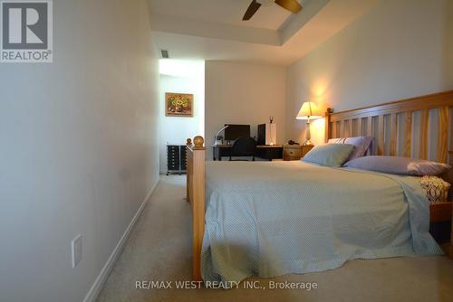 107 - 455 Rosewell Avenue, Toronto, ON - Indoor Photo Showing Bedroom