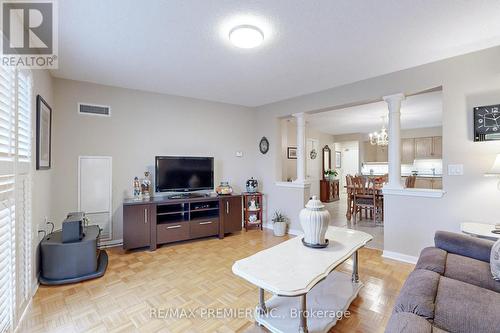 Ste 211 - 2500 Rutherford Road, Vaughan, ON - Indoor Photo Showing Living Room