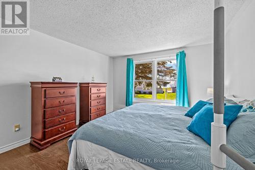 50 Bluffs Road, Clarington, ON - Indoor Photo Showing Bedroom