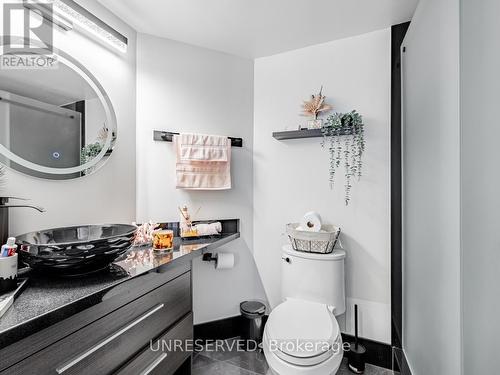 #1403 -2901 Kipling Ave, Toronto, ON - Indoor Photo Showing Bathroom