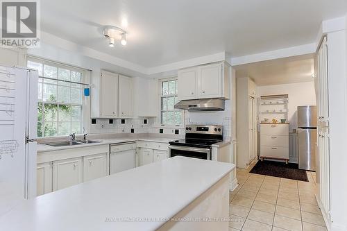 2 Farmingdale Road, Toronto, ON - Indoor Photo Showing Kitchen With Double Sink