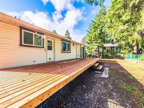 3745 Elworthy Pl, Nanaimo, BC - Outdoor With Exterior