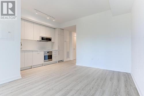 #503 -250 Lawrence Ave W, Toronto, ON - Indoor