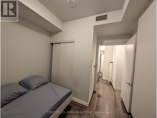 4208 - 8 Eglinton Avenue E, Toronto, ON - Indoor Photo Showing Bedroom
