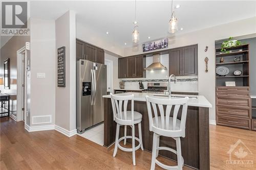 754 Putney Crescent, Ottawa, ON - Indoor Photo Showing Kitchen With Stainless Steel Kitchen With Upgraded Kitchen