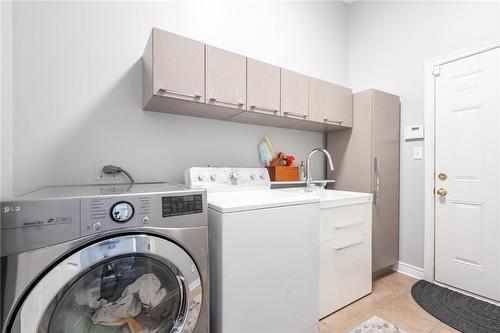 4665 Huffman Road, Burlington, ON - Indoor Photo Showing Laundry Room