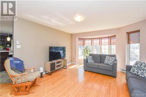 4350 Principale Street, Tracadie, NB - Indoor Photo Showing Living Room