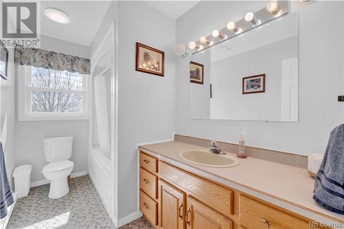 6 Kennedy Court, St George, NB - Indoor Photo Showing Bathroom