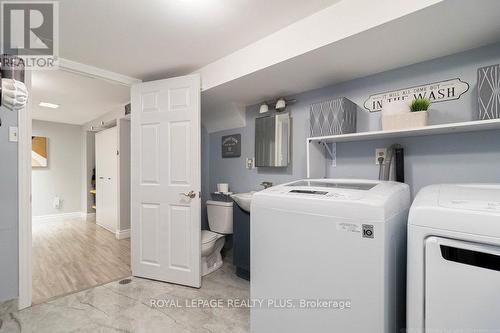 897 Melton Dr, Mississauga, ON - Indoor Photo Showing Laundry Room