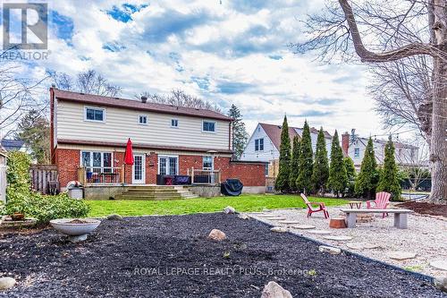 897 Melton Dr, Mississauga, ON - Outdoor